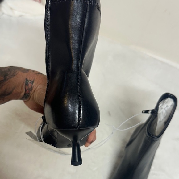 a new day Elegant Black Ankle Boots - Picture 5 of 9